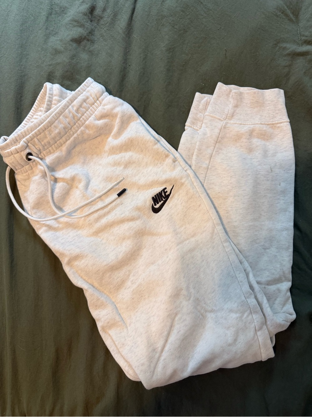 Nike sweat bundle x2 women’s